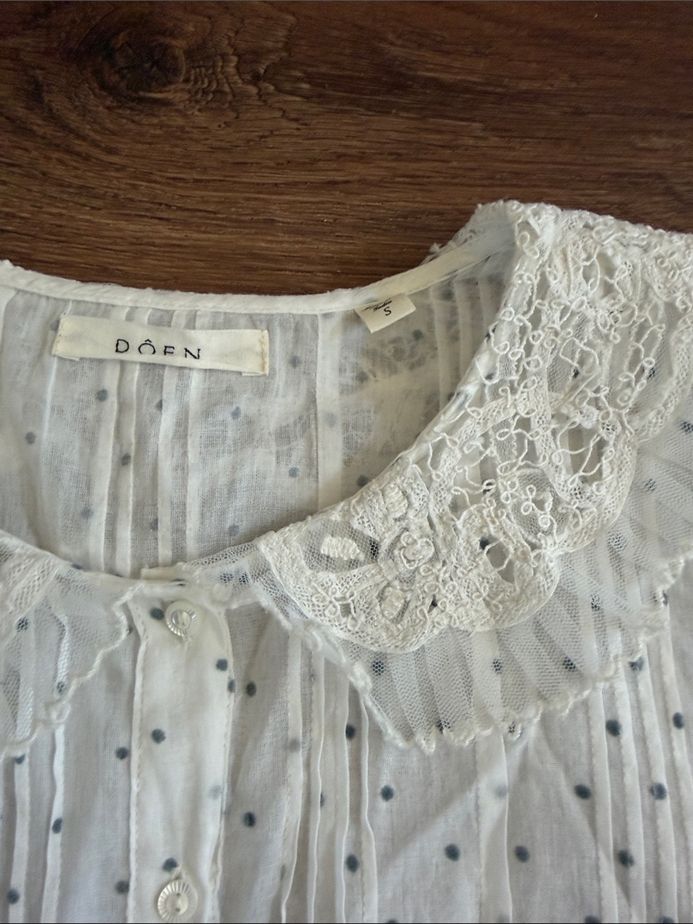 Doen Oleta Polka Dot Lace Collar Top - Picture 6 of 10